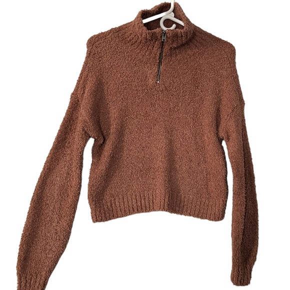 Hollister Quarter Zip Sweater , NWT - Picture 3 of 10